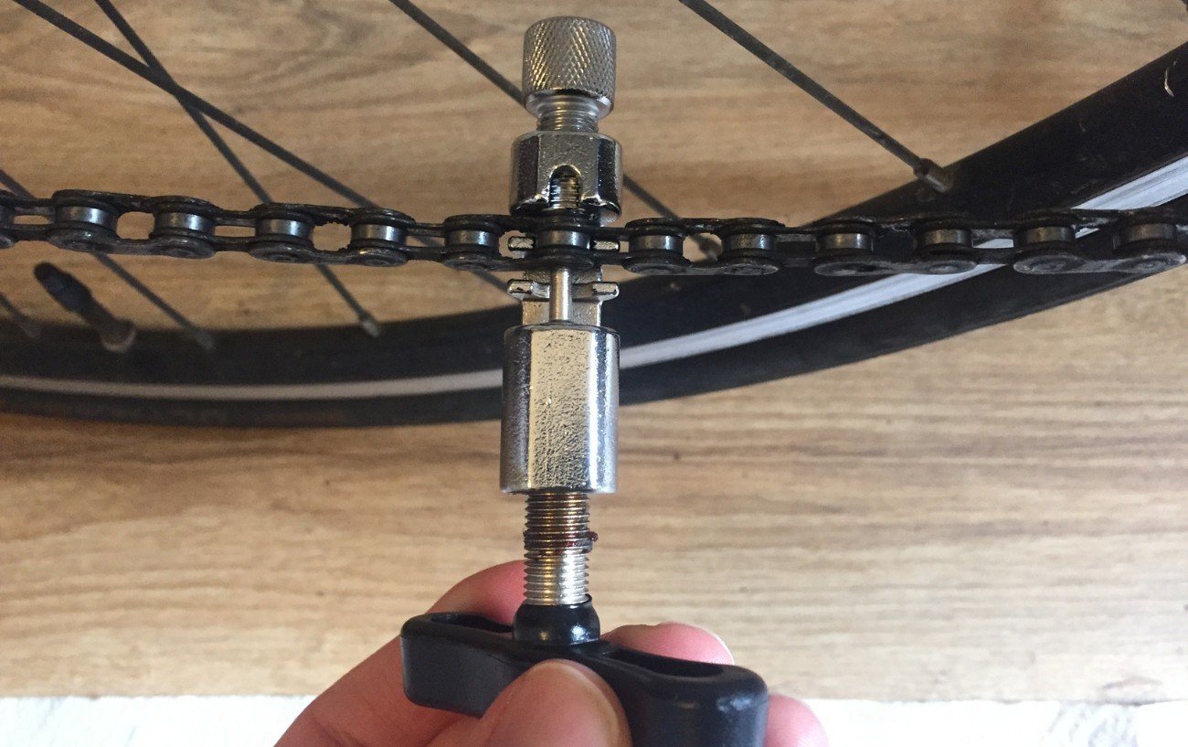 How To Remove And Replace A Bike Chain
