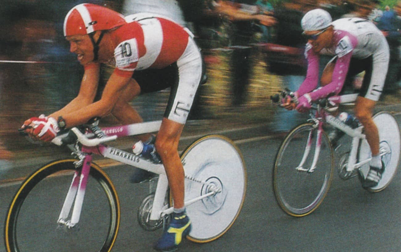 Bjarne Riis slipstreams Jan Ulrich as his domestique at the 1996 Tour de France.
