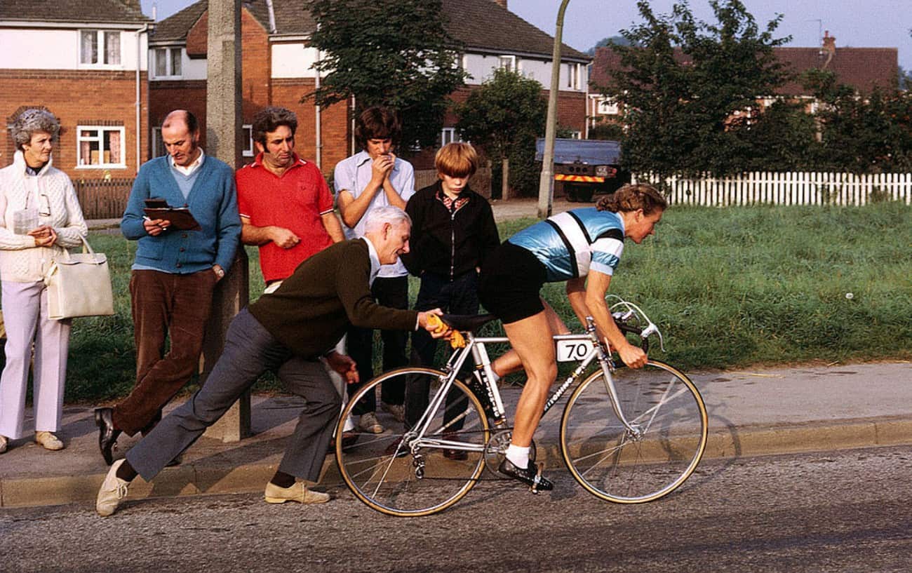 Beryl Burton starts a Time Trial on Deighton Road in Wetherby, West Yorkshire.
