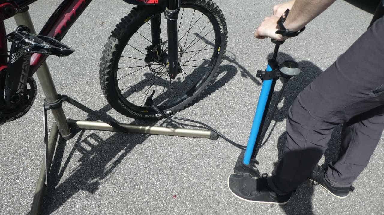 How To Pump A Bike Tire: A Complete Guide 2