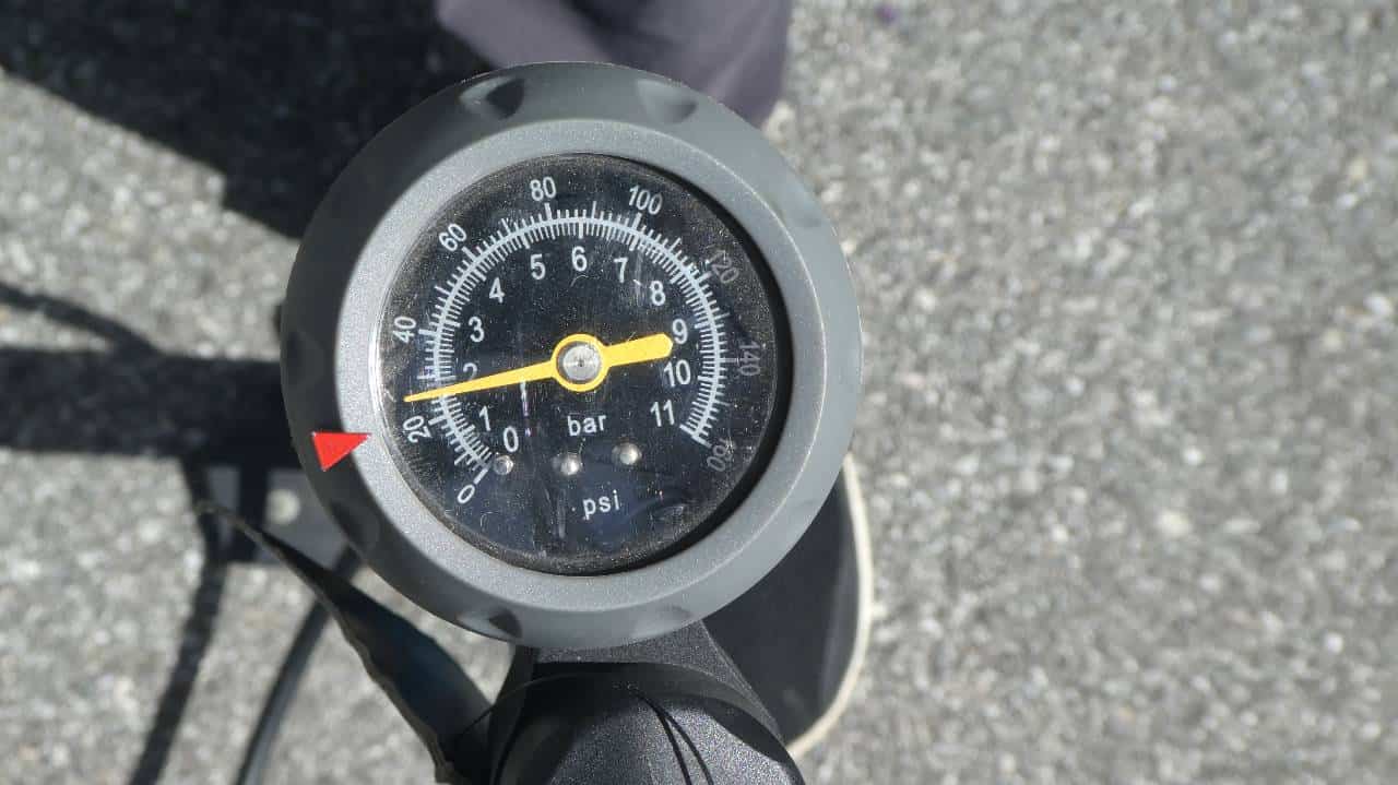 Bike pump pressure gauge
