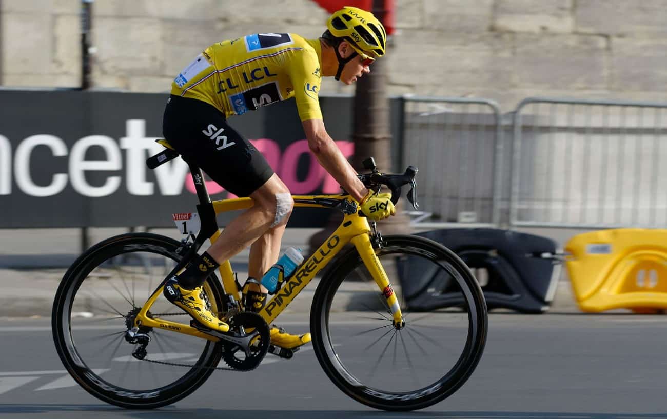 Chris Froome rides a Pinarello fitted with an oval chainring at the 2016 Tour de France on the Champs Elysees.