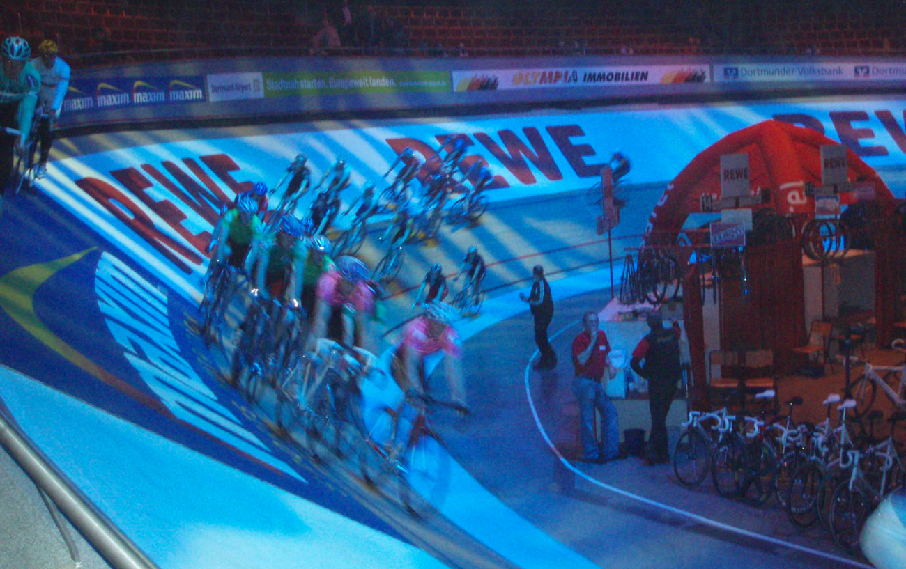 A Madison cycling race during the Six Days of Dortmund, 2007.