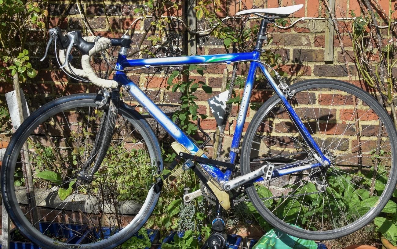 DIY Bike Frame Painting: Walk-Through Guide [With Pictures] 2