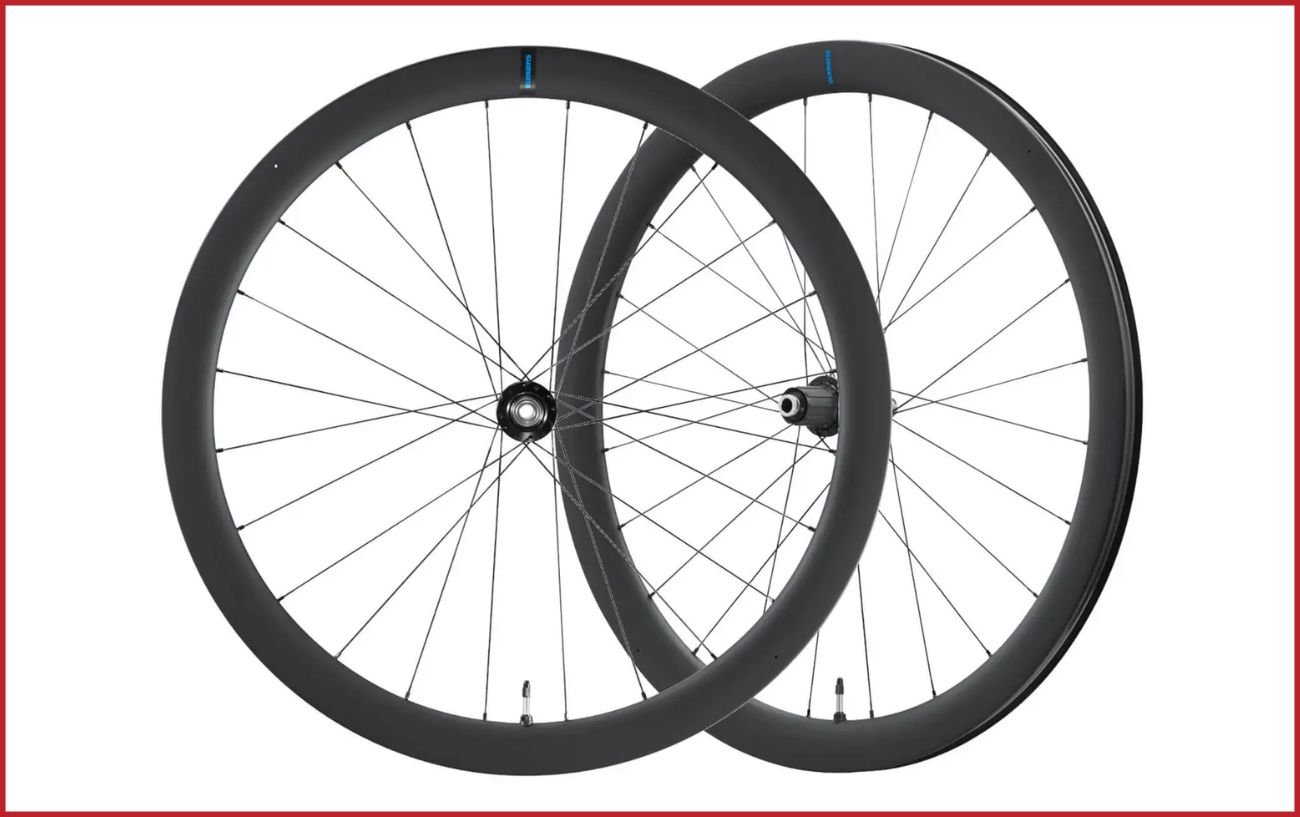 Shimano Wheelset: 105 RS710