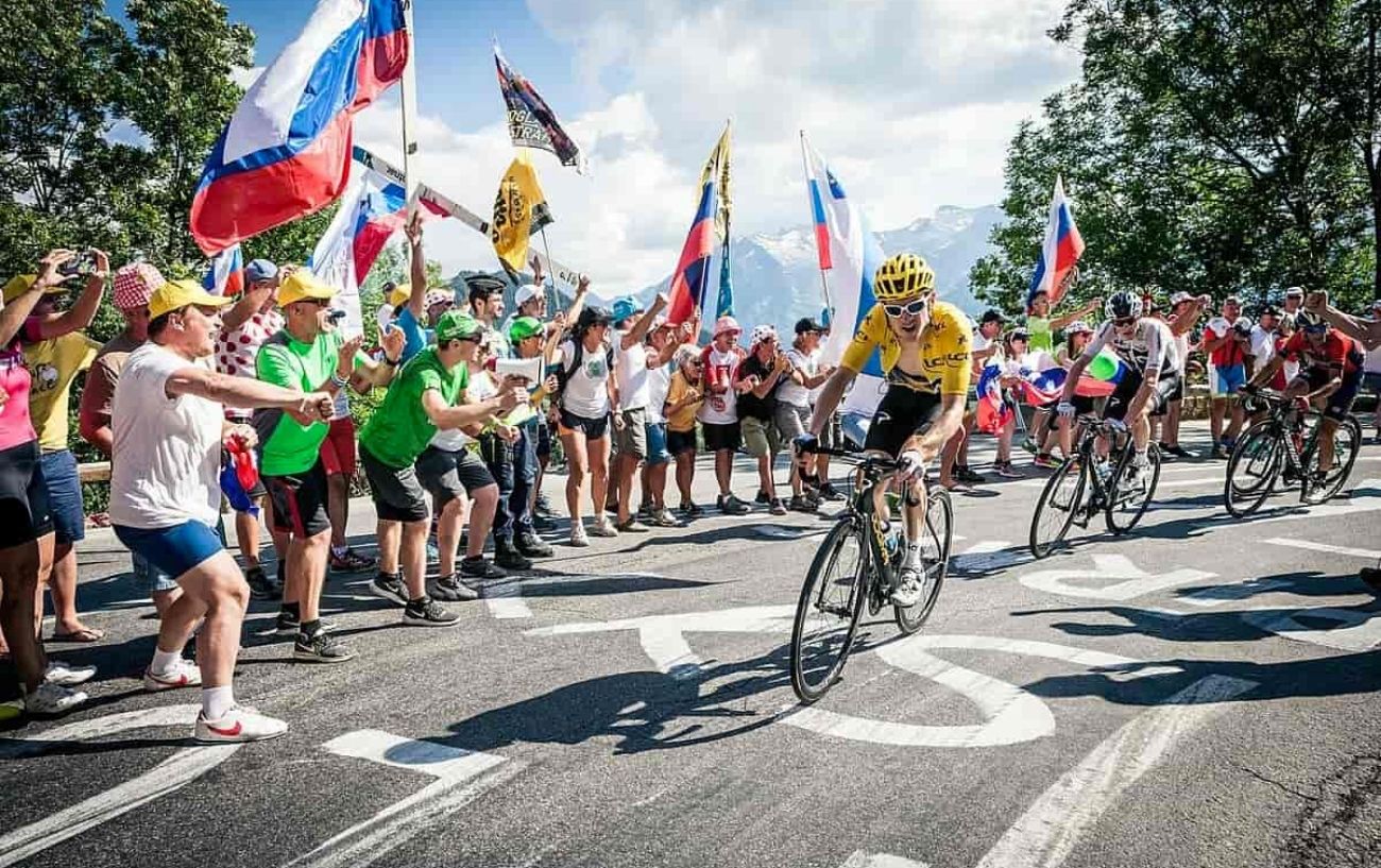 Geraint Thomas leads Chris Froome on Stage 12 of the 2018 Tour de France.