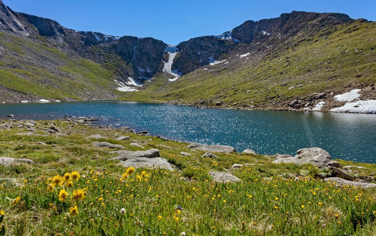 A lake near the summit of Mount Evans.