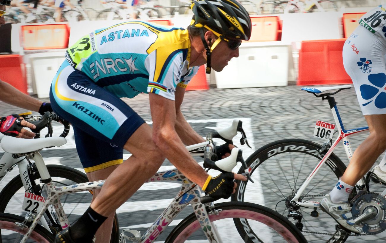 Lance Armstrong rides the Butterfly Trek Madone on the Champs-Elysees at the 2009 Tour de France.