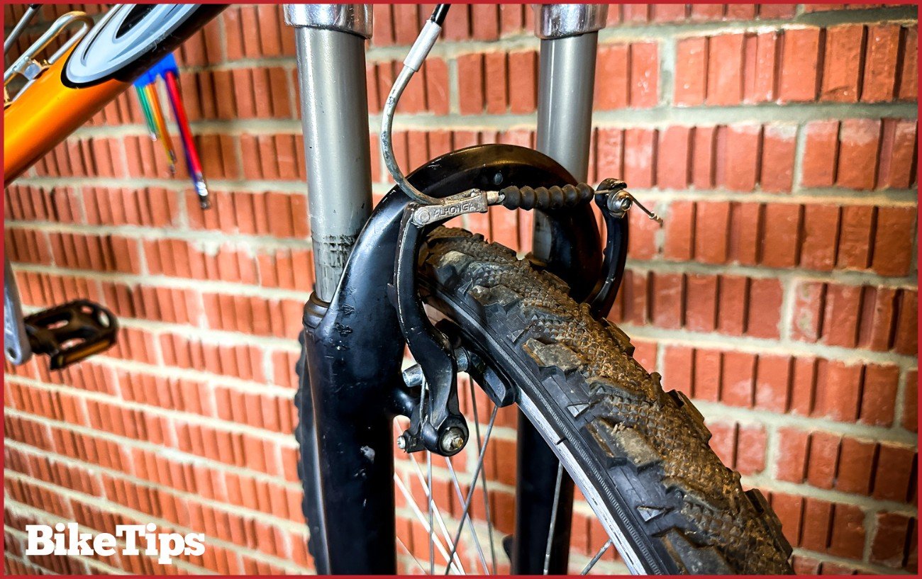 A serviced and adjusted V brake on a suspension fork. 