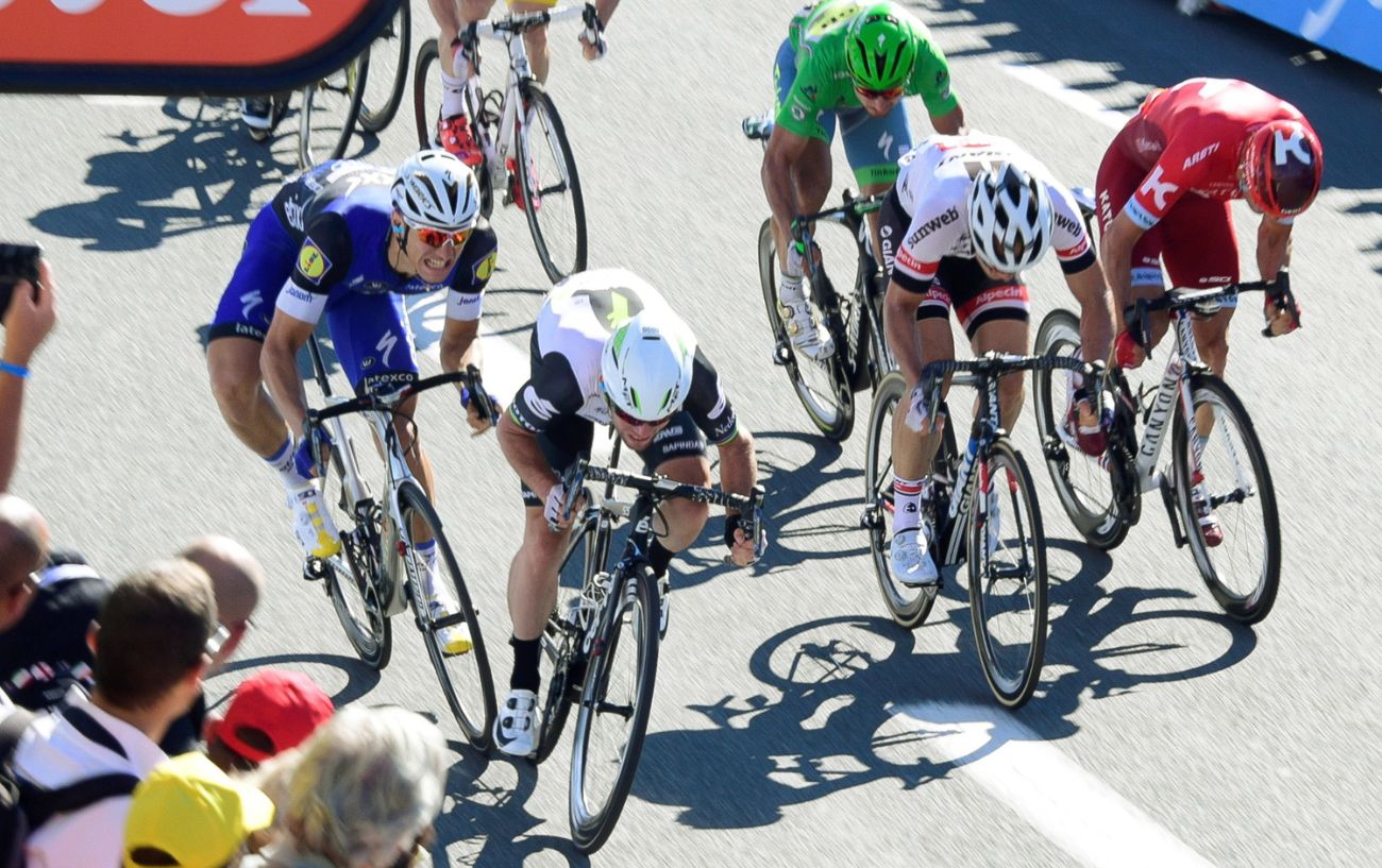 A bunch sprint at the Tour de France.