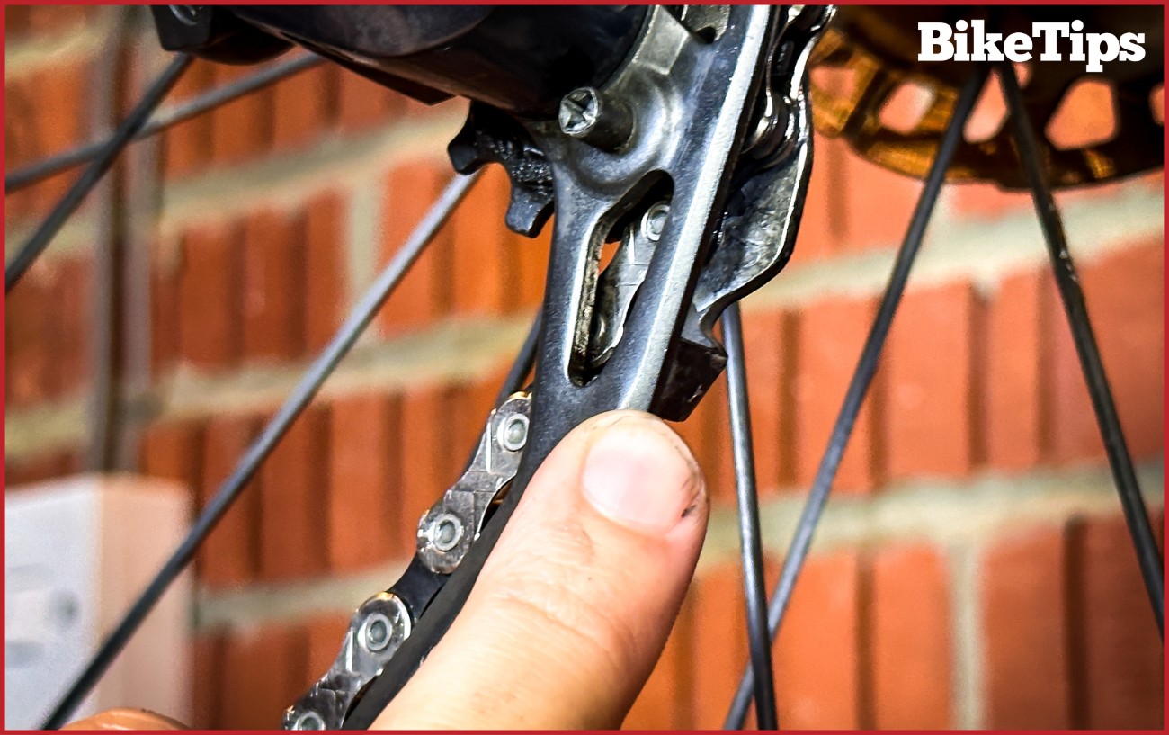 A Shimano Ultegra rear derailleur cage.