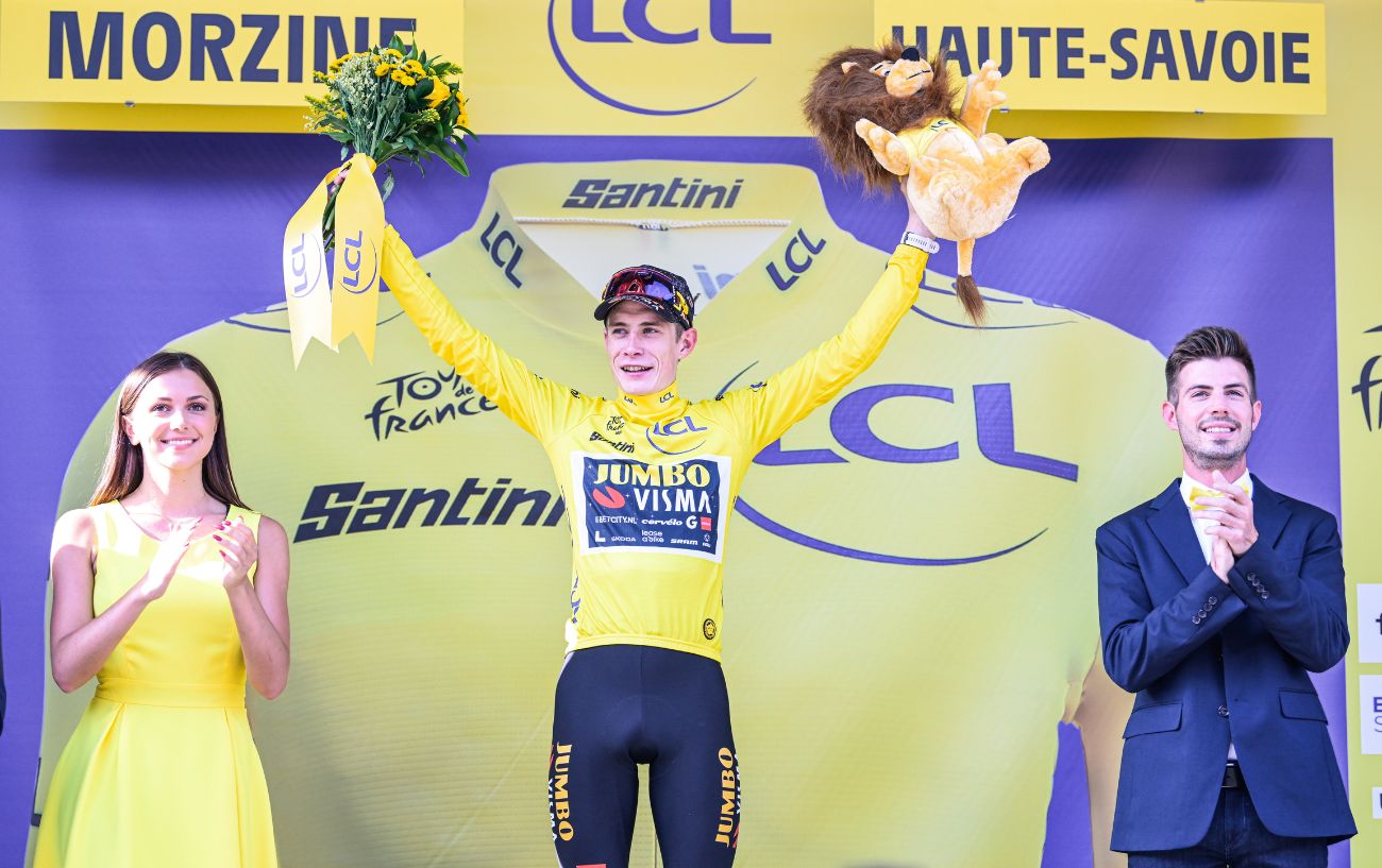Jonas Vingegaard at the yellow jersey presentation after Stage 14 of the 2023 Tour de France.