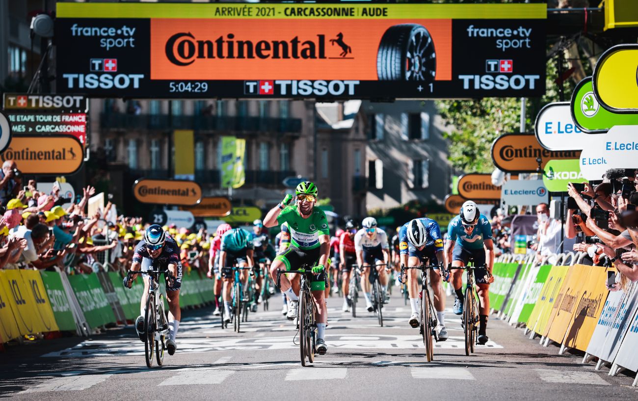 Mark Cavendish wins Stage 14 of the 2021 Tour de France.