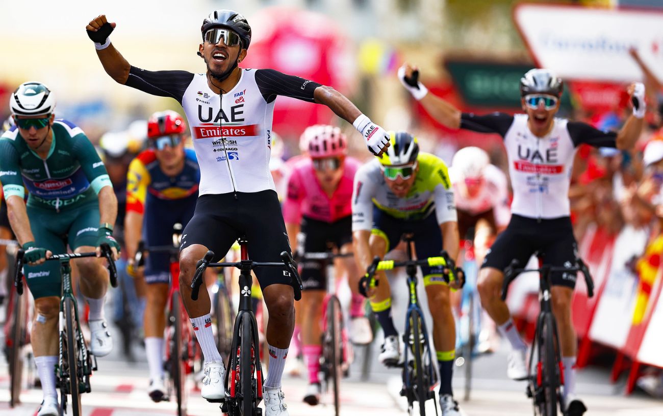 Juan Sebastian Molano celebrates winning Stage 12 of the 2023 Vuelta a Espana.