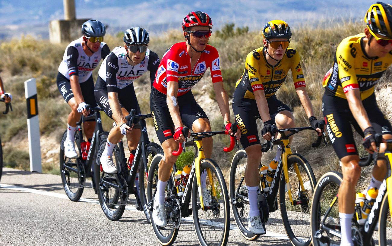 Sepp Kuss and his Jumbo-Visma teammates ride in the peloton at the Vuelta a Espana.