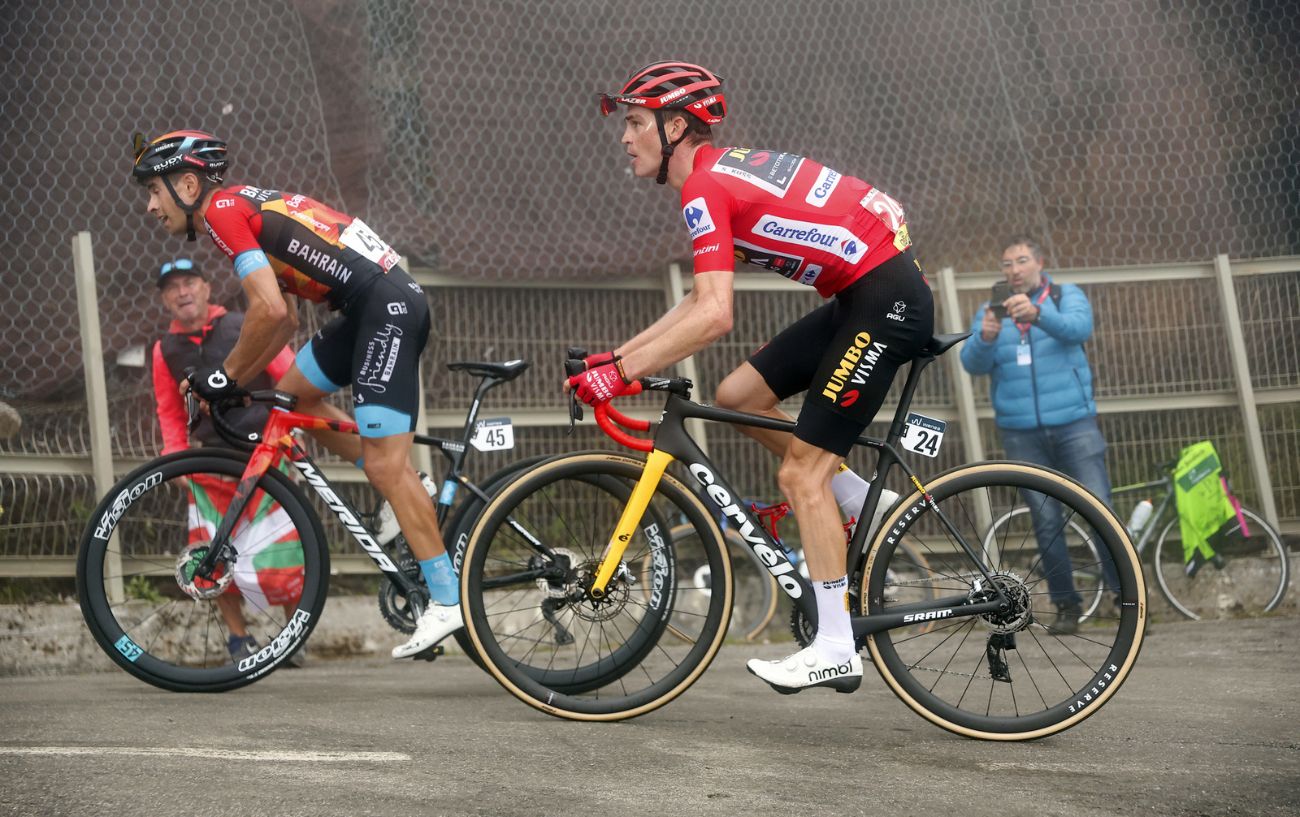 Sepp Kuss rides in the red jersey on Stage 17 of the 2023 Vuelta a Espana.