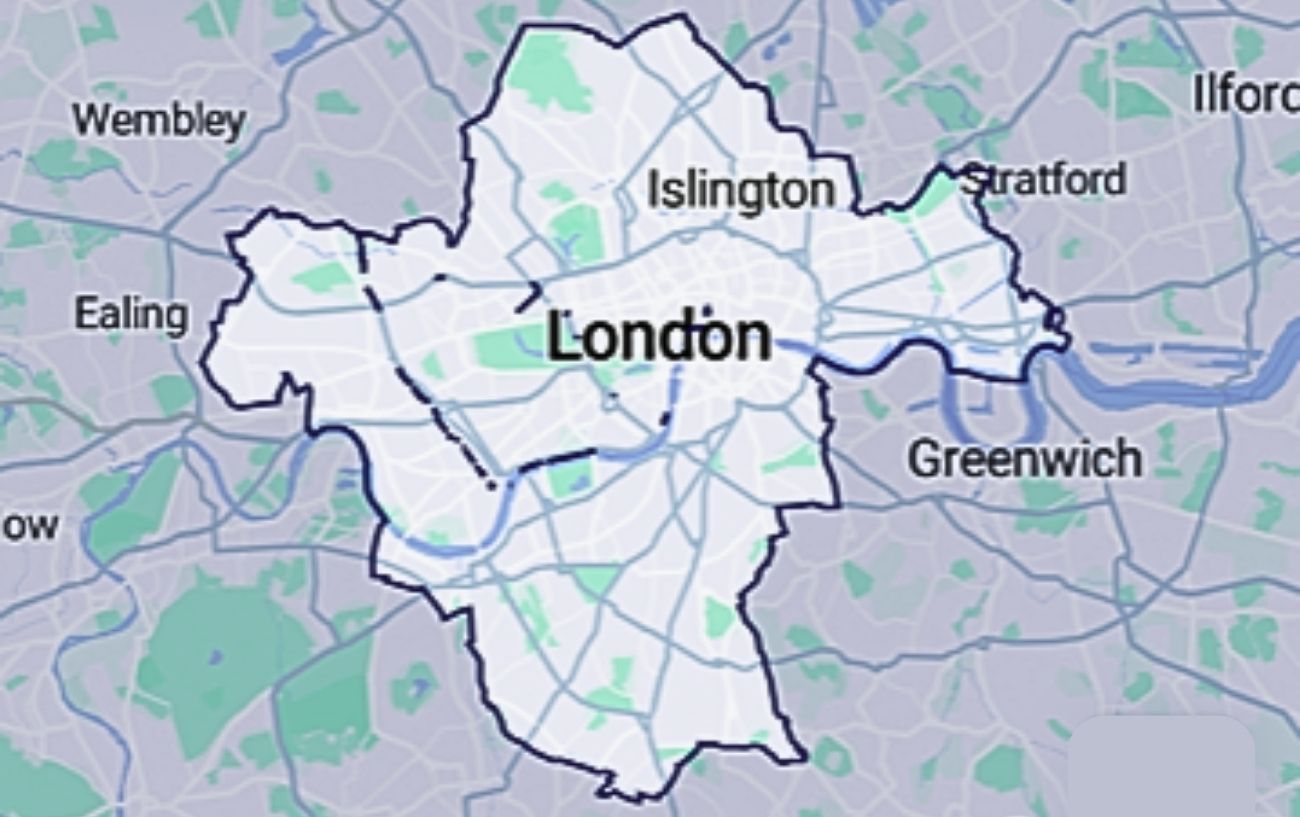 Screenshot showing the TIER Mobility eBike operating zone in London.