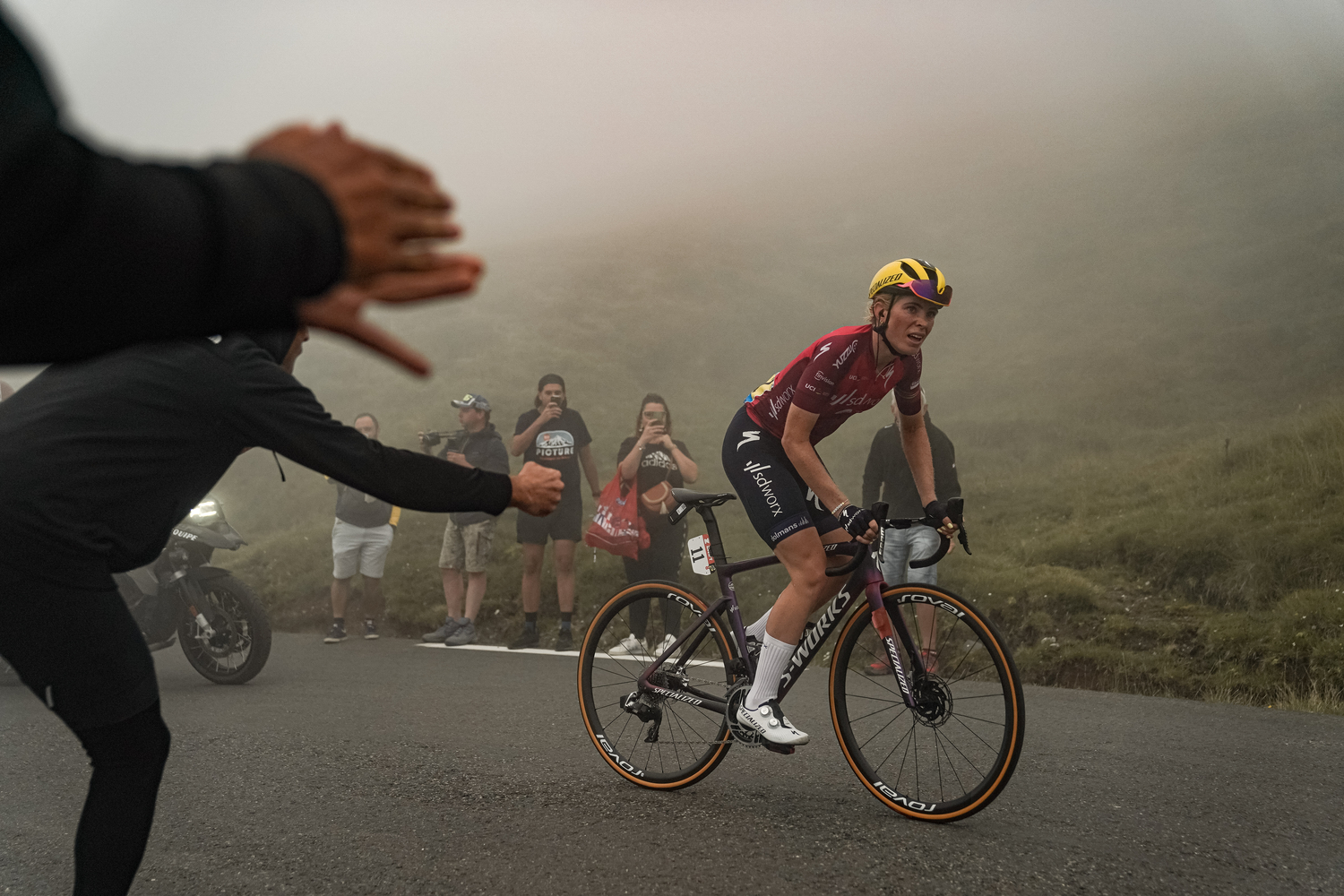 Demi Vollering climbs the Tourmalet at the 2023 Tour de France Femmes.