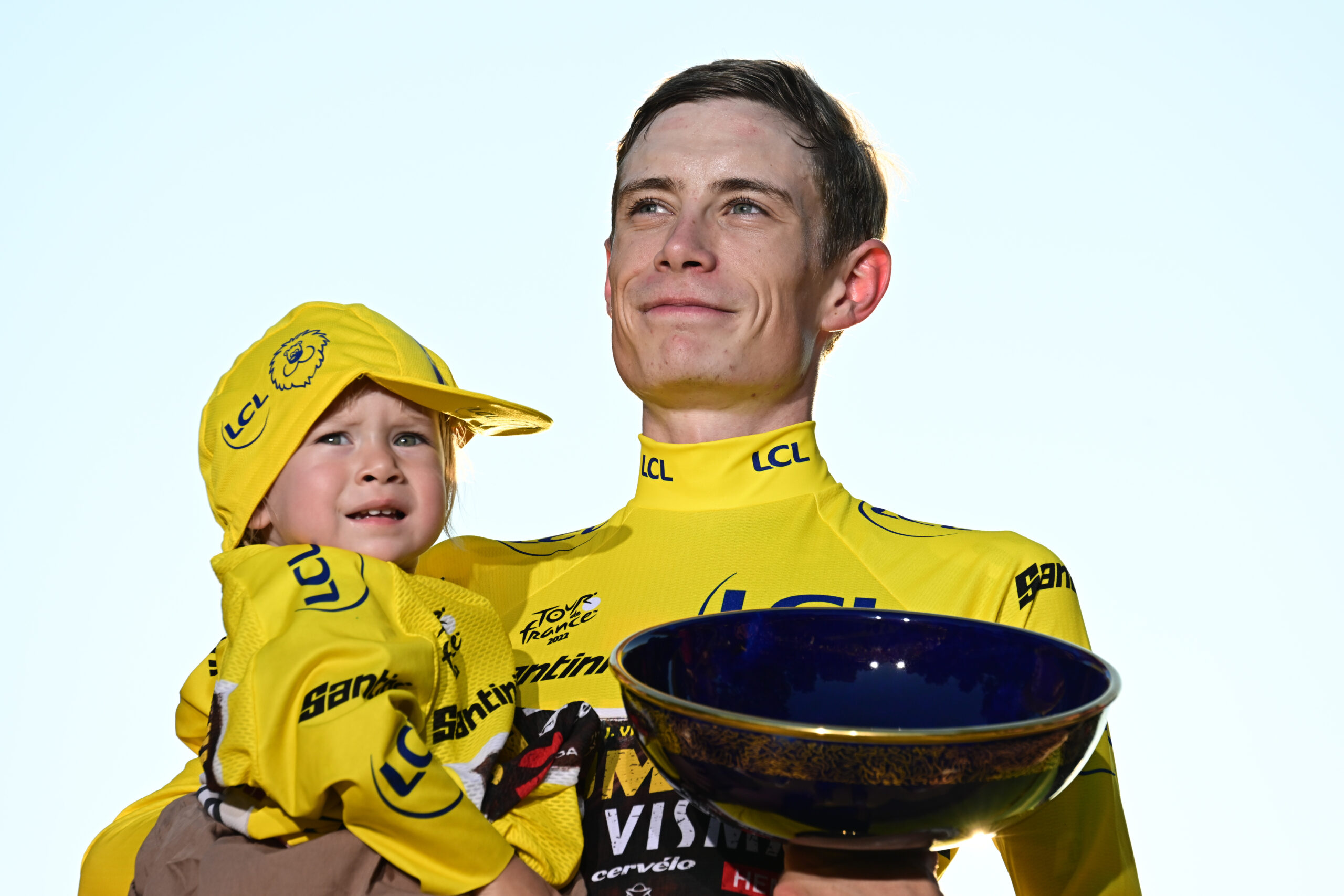 David Lavery 2 Jonas Vingegaard holds the Tour de France trophy, the Coupe Omnisports.